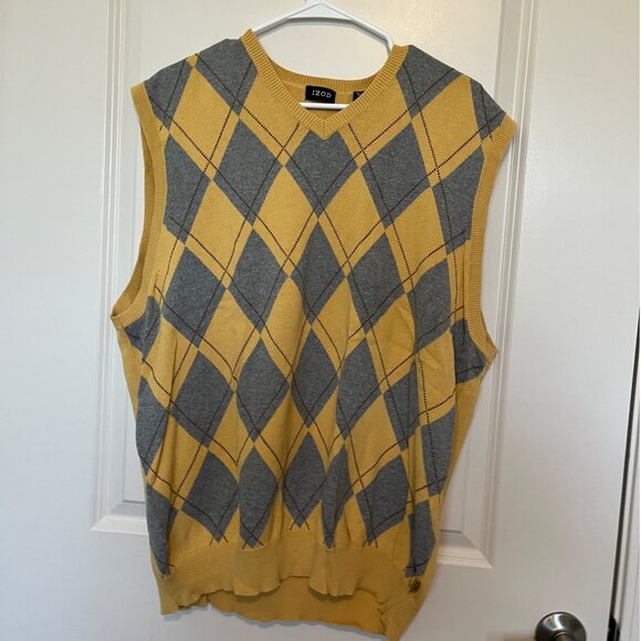Izod Mens Sleeveless Argyle Sweater Vest Yellow Gray Size L Classic Preppy Knit - Picture 1 of 10